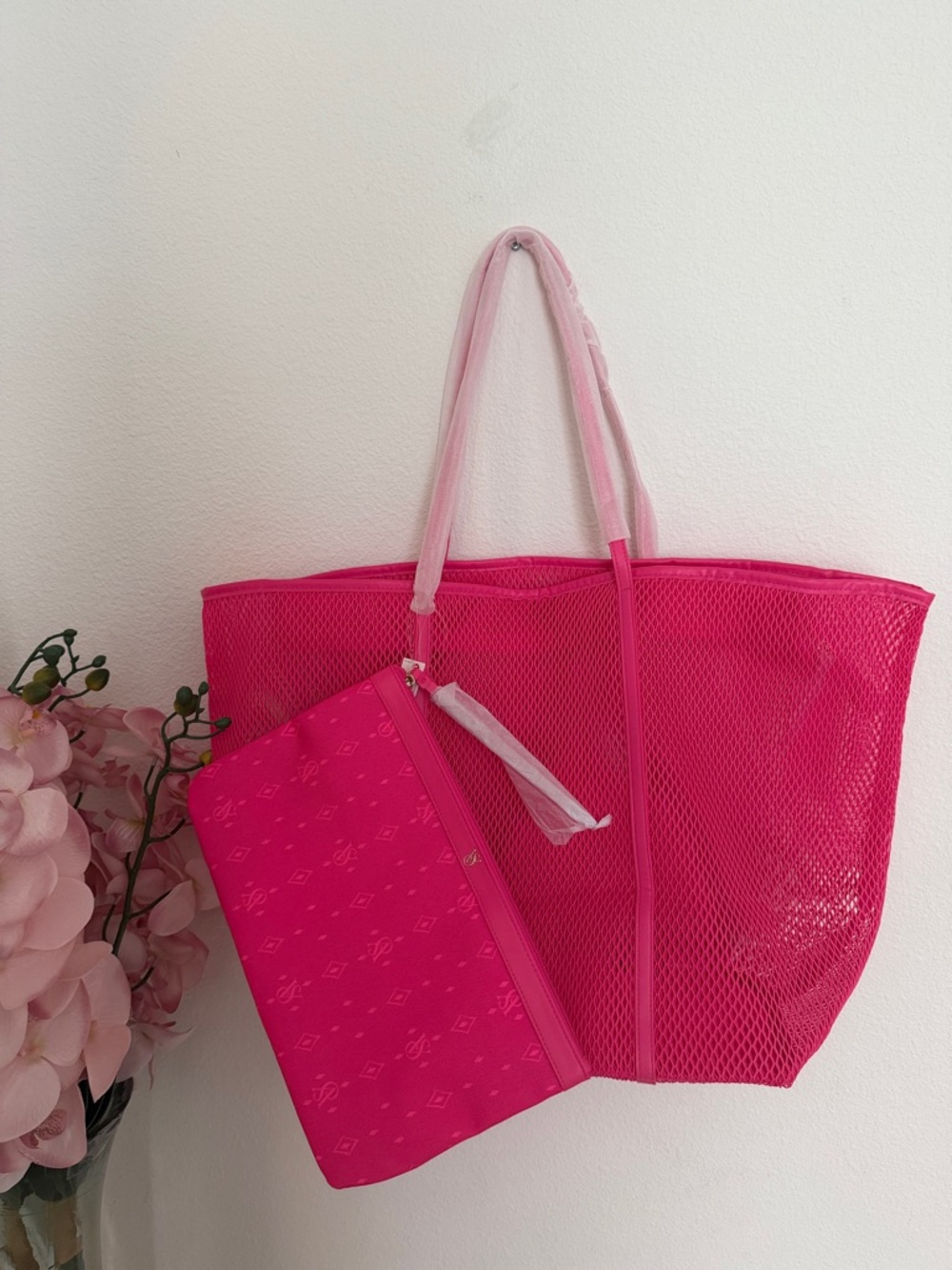 Victoria's Secret Hot Pink Mesh Tote with Matching Pouch